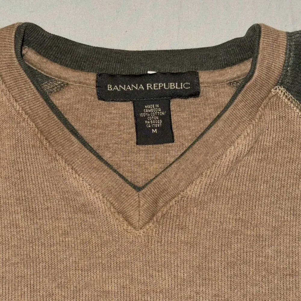 Banana Republic Sweater Men's Medium Tan 100% Cotton V-Neck Long Sleeve Pullover